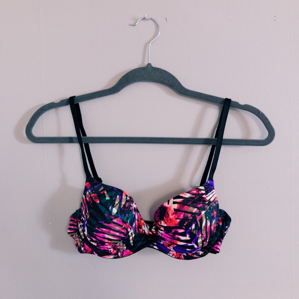 PINK wear everywhere bra